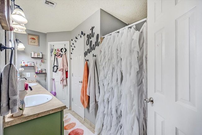 391 Roberts Ave, House other with 3 bedrooms, 2 bathrooms and null parking in Bridge City TX | Image 14