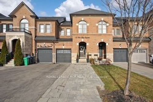 16 True Blue Cres, Bolton, ON, L7E4K6 | Card Image