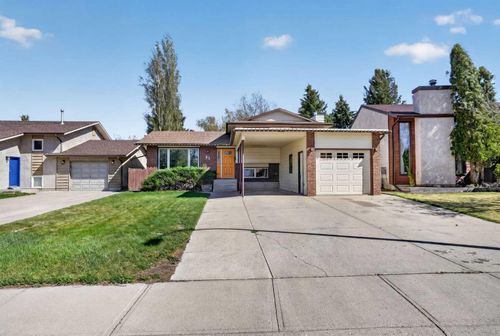 62 Chippewa Cres W, Lethbridge, AB, T1K5B5 | Card Image