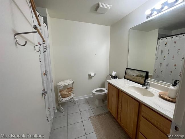 UNIT-510 - 101 Curry Ave, Condo with 2 bedrooms, 2 bathrooms and null parking in Royal Oak MI | Image 8