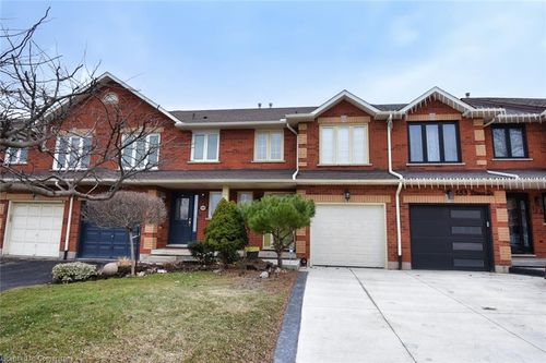 151 Dicenzo Dr, Hamilton, ON, L9B2K8 | Card Image