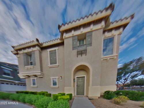 156 W Tremaine Ct, Gilbert, AZ, 85233-4404 | Card Image