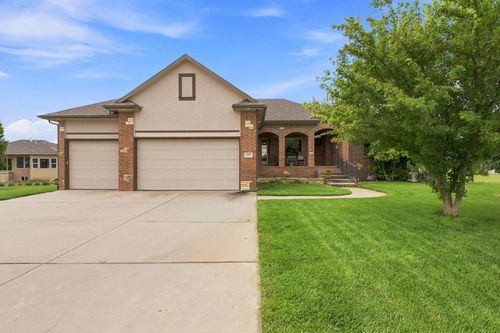 435 Sienna Dr, Rose Hill, KS, 67133-8821 | Card Image