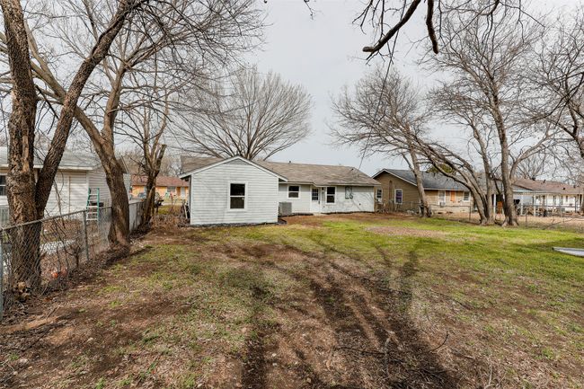 335 Highland Dr, House other with 3 bedrooms, 2 bathrooms and null parking in Arlington TX | Image 25