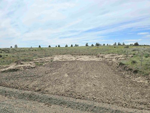 141 Middle Rd, Bickleton, WA, 99322-9712 | Card Image