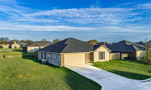 200 Seminole Trl, Alvarado, TX, 76009-2637 | Card Image