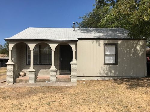 2417 Lowriemore Ln, Fort Worth, TX, 76105-5209 | Card Image