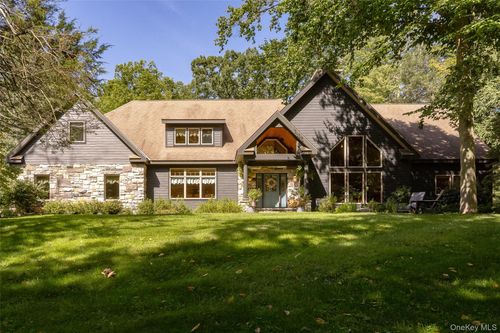 13 Apple Summit Ln, Lagrangeville, NY, 12540-5938 | Card Image