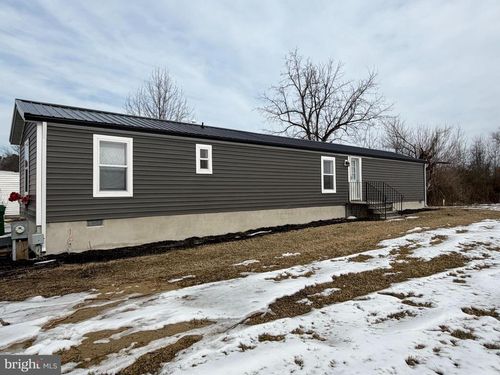 4256 Deep Grass Ln, HOUSTON, DE, 19954-2214 | Card Image