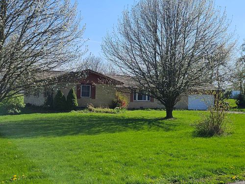 809 W Main St, Van Buren, IN, 46991 | Card Image