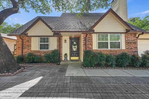 5431 Kings Manor Dr, Lake Dallas, TX, 75065-2645 | Card Image