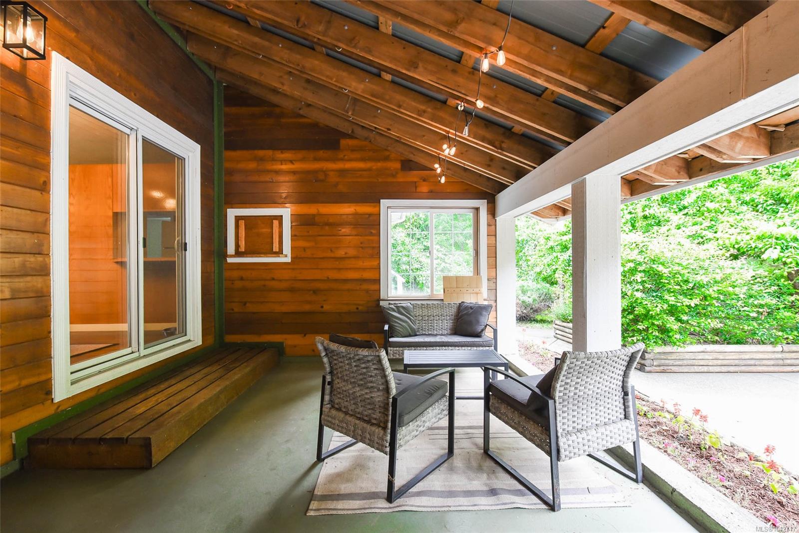 Residential in Fanny Bay 4
