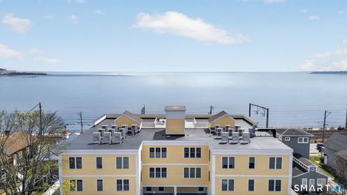 202-185 Main St, Niantic, CT, 06357-3208 | Card Image