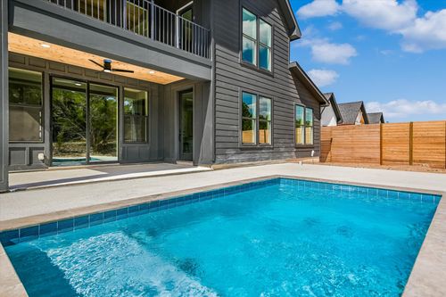 52 War Bonnet, Wimberley, TX, 78676-2147 | Card Image