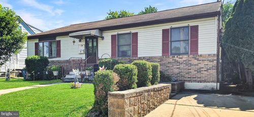 20 Poplar Ave, WILMINGTON, DE, 19805-2147 | Card Image