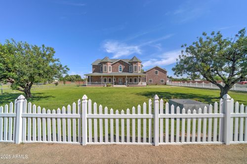 424 E Lehi Rd, Mesa, AZ, 85203-1831 | Card Image