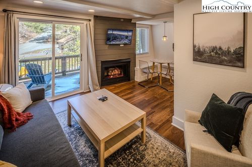 unit-b-64 Creekside Dr, Banner Elk, NC, 28604-6474 | Card Image