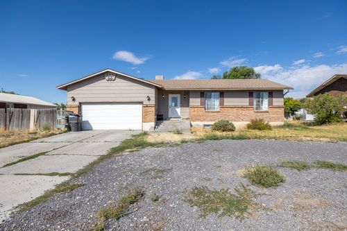 906 N 2300 W, Tremonton, UT, 84337-9334 | Card Image
