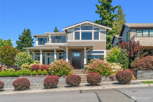 116 12th Ave, Kirkland, WA, 98033-5517 | Card Image