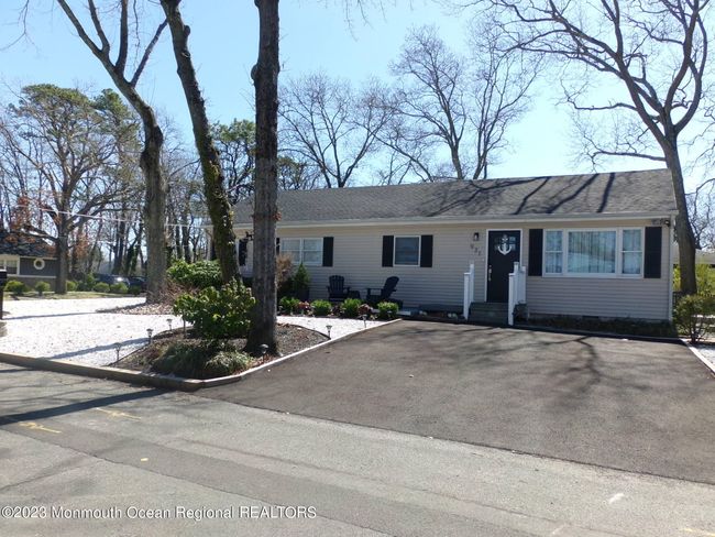 931 Beacon Avenue, House other with 2 bedrooms, 1 bathrooms and null parking in Brick NJ | Image 4