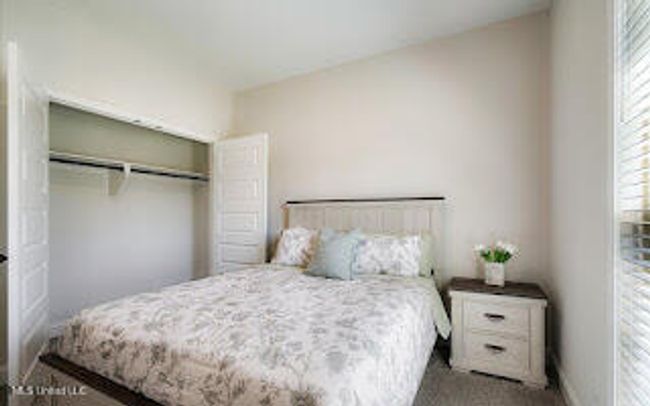 bedroom 2 and closet | Image 29