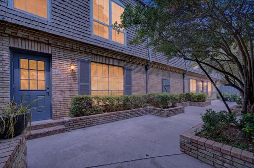 5033 Cedar Springs Road, Dallas, TX, 75235 | Card Image