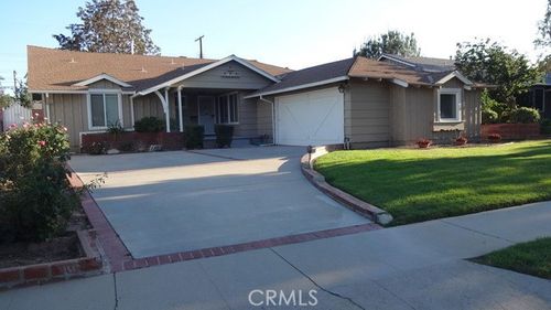 16320 Calahan St, North Hills, CA, 91343-3028 | Card Image