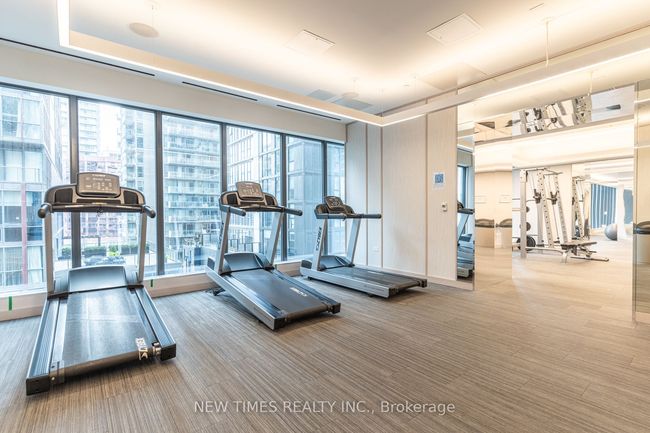 3808 - 125 Blue Jays Way, Condo with 3 bedrooms, 2 bathrooms and null parking in Toronto ON | Image 9