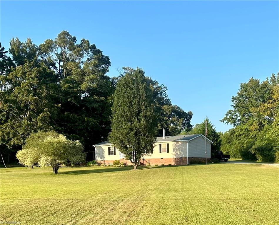 Linwood Southmont Rd, Lexington, NC 27292