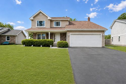 323 Farmhill Cir, Wauconda, IL, 60084-1793 | Card Image