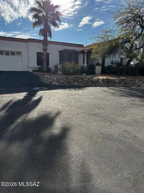 871 W Palma De Coco, Tucson, AZ, 85704 | Card Image