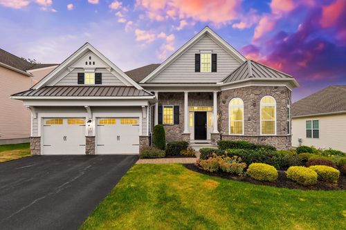7-7 Sequoia Dr, Methuen, MA, 01844-3384 | Card Image