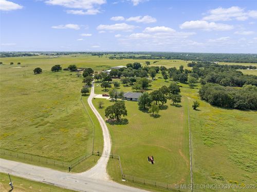 8753 Prairie Valley Rd, Ardmore, OK, 73401-0652 | Card Image