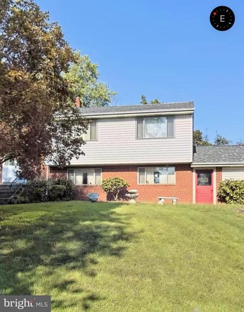 7206 Sheffield Dr, TEMPLE HILLS, MD, 20748-4138 | Card Image