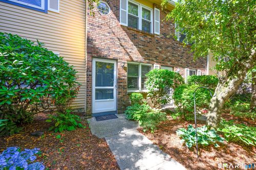 12-1400 Hartford Tpke, North Haven, CT, 06473-2168 | Card Image