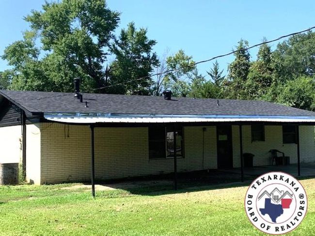 70 County Road 4224, House other with 3 bedrooms, 1 bathrooms and null parking in Simms TX | Image 22