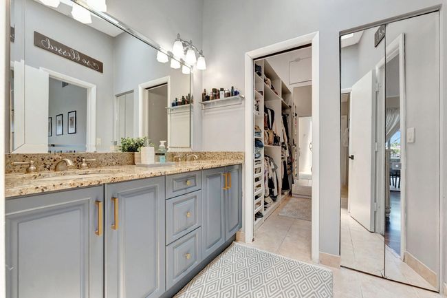 Walk in closet | Image 19