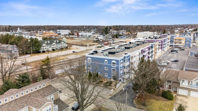 221 N Townsend St, Condo with 2 bedrooms, 2 bathrooms and null parking in New Buffalo MI | Image 19