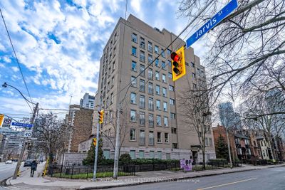 PH3 - 135 Maitland St, Condo with 2 bedrooms, 2 bathrooms and 1 parking in Toronto ON | Image 1