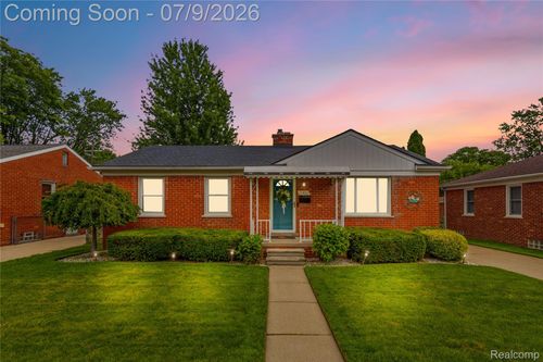 11434 Mayfield St, Livonia, MI, 48150-5723 | Card Image
