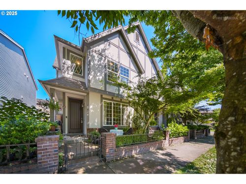 11219 Sw Barber St, Wilsonville, OR, 97070-7309 | Card Image