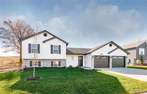 28535 Shallow Water Rd, Warrenton, MO, 63383-4757 | Card Image