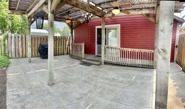 8-Patio | Image 22