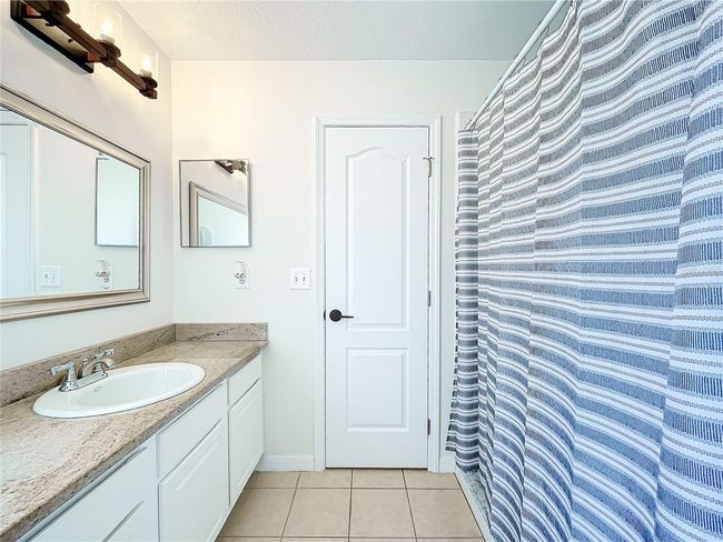 865 Scenic View Cir, House other with 3 bedrooms, 2 bathrooms and null parking in Minneola FL | Image 20