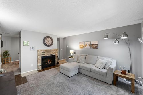 209-300 Shelard Pkwy, Saint Louis Park, MN, 55426-1050 | Card Image