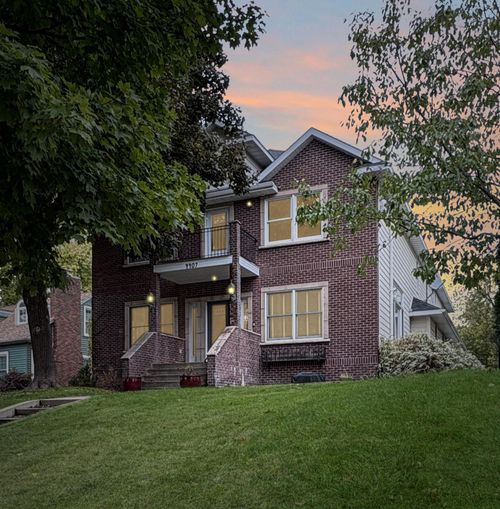 4407 Curve Ave, Edina, MN, 55424-1048 | Card Image