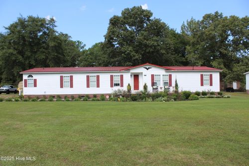 4659 General Howe Hwy, Riegelwood, NC, 28456-9767 | Card Image