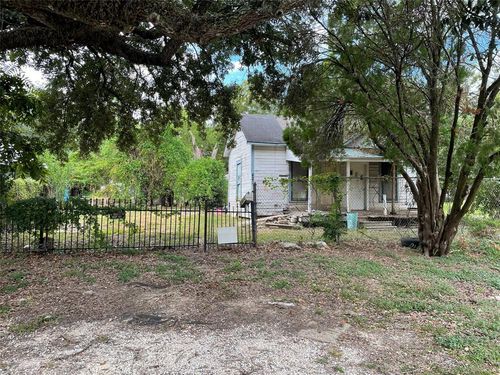 420 4th St, Rosenberg, TX, 77471-1904 | Card Image