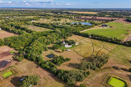 5100 E 93rd St N, Valley Center, KS, 67147-8725 | Card Image