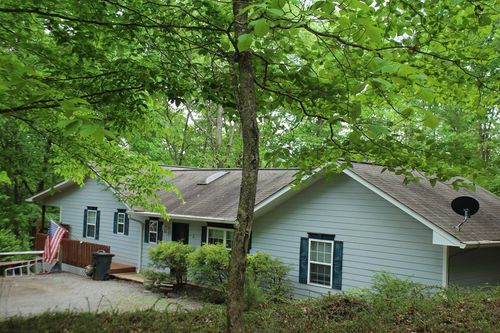 6961 Wood Lake Cir, Young Harris, GA, 30582-1617 | Card Image